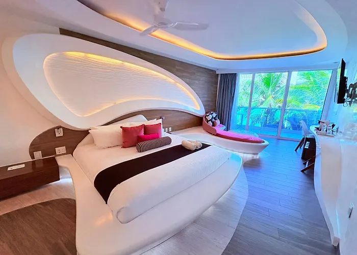Condohotel The Carmen Deluxe Oceanview King * Playa del Carmen