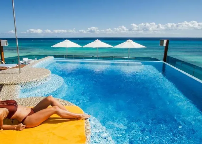 Aparthotel Condohotel The Carmen Deluxe Oceanview King Playa del Carmen