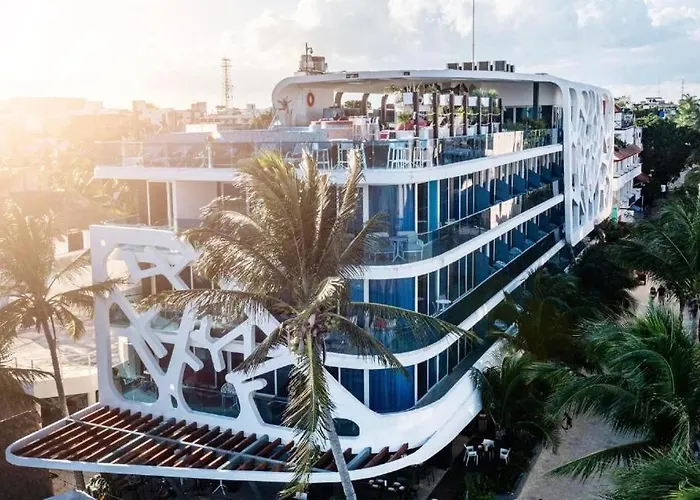 Condohotel The Carmen Deluxe Oceanview King Aparthotel *