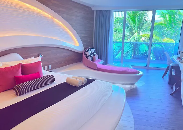 Condohotel The Carmen Deluxe Oceanview King Aparthotel *