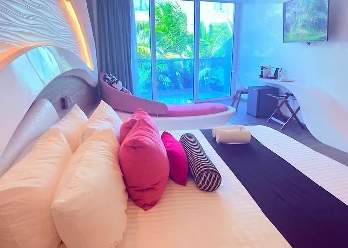 Condohotel The Carmen Deluxe Oceanview King Aparthotel Playa del Carmen